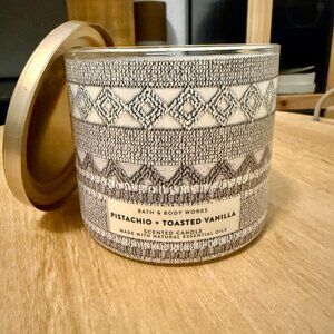 Pistachio & Toasted Vanilla 3-Wick Candle Bath & Body Works/White Barn BBW NWT